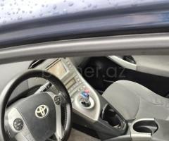 Toyota Prius 2012 Hibrid 98 Filtbek 480000 km Avtomat