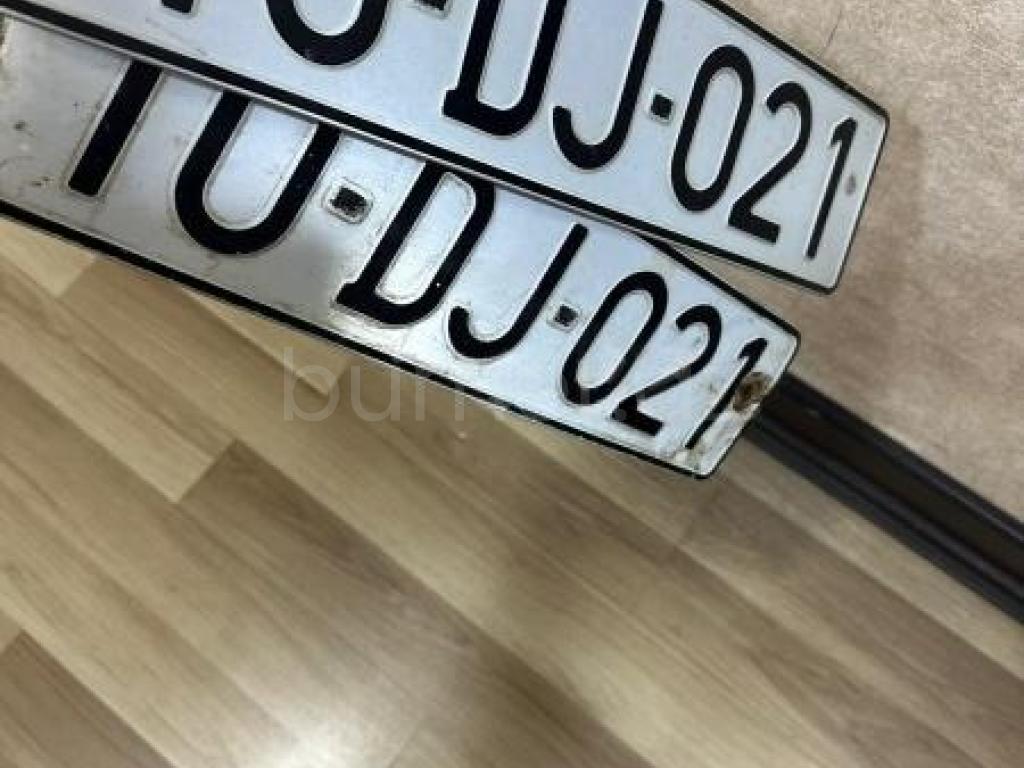 10-DJ-021