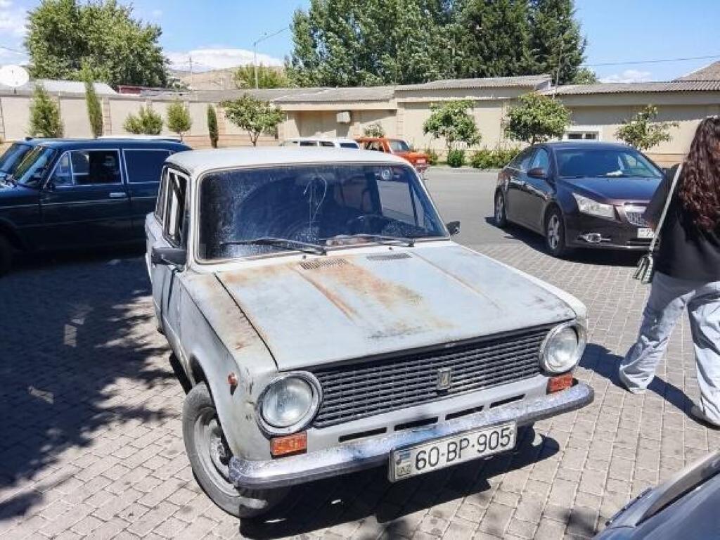 LADA (VAZ) 21011 1984 Benzin 69 Sedan 60000 km Mexanika