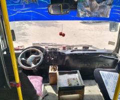 Isuzu NP 37 2008 Dizel 177 350000 km Avtobuslar Mexanika