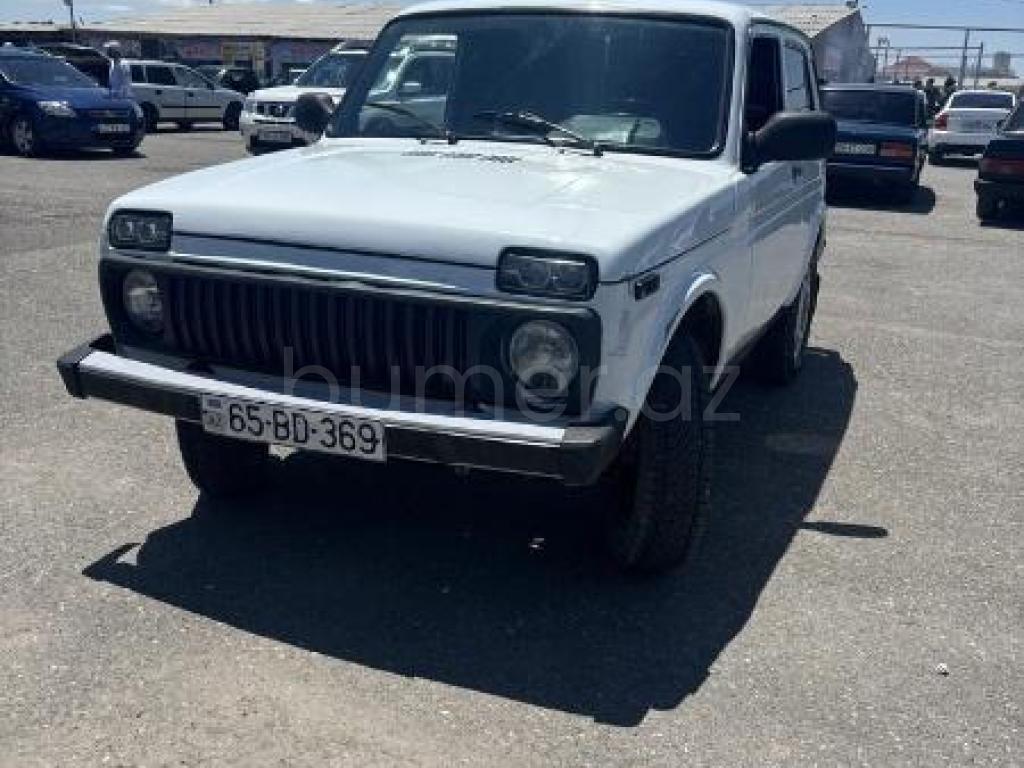 LADA (VAZ) Niva 2005 Benzin 80 Offoard / SUV 120000 km Mexanika