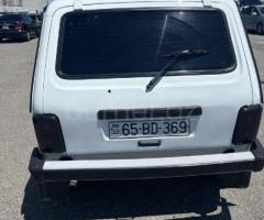 LADA (VAZ) Niva 2005 Benzin 80 Offoard / SUV 120000 km Mexanika