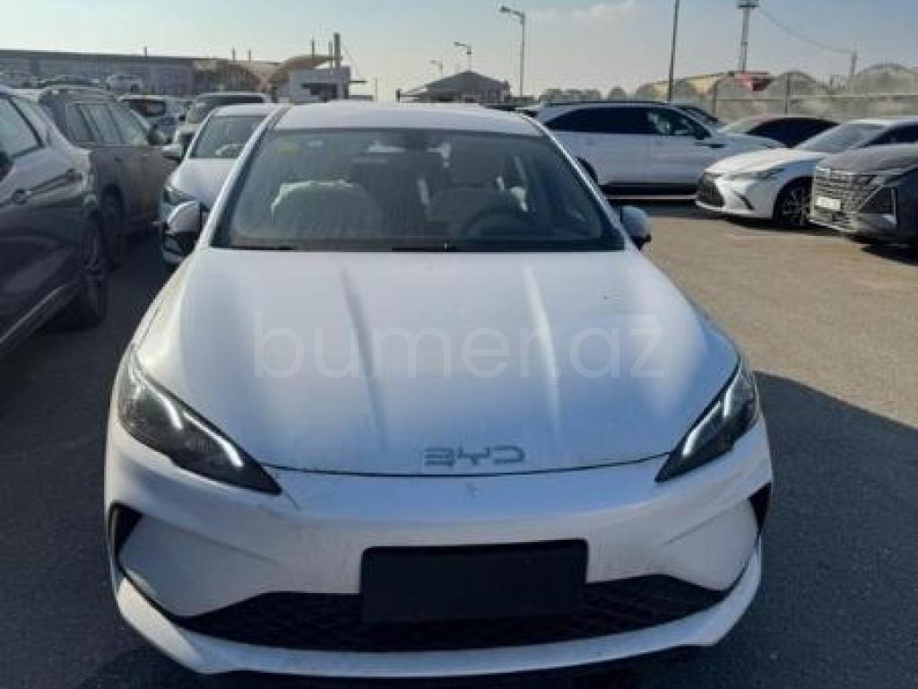 BYD Seal 2025 Plug-in Hibrid 220 Sedan km Avtomat