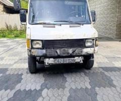 Mercedes 308 D 1992 Dizel 150 450000 km Mikroavtobuslar Mexanika