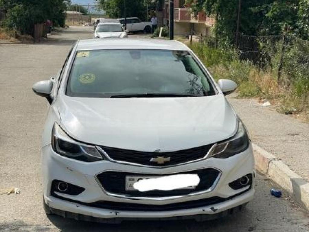 Chevrolet Cruze 2017 Benzin 153 Sedan 305123 km Avtomat