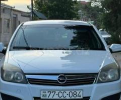 Opel Astra 2009 Benzin 140 Hetçbek 193534 km Mexanika