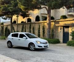 Opel Astra 2009 Benzin 140 Hetçbek 193534 km Mexanika