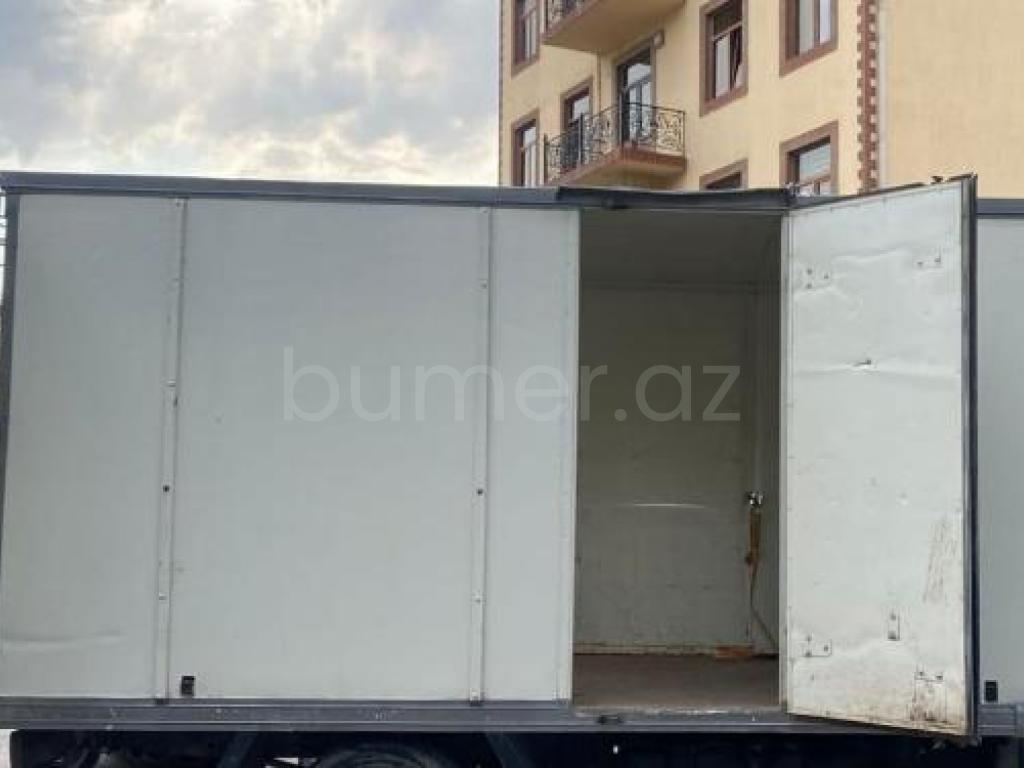 2004 Böyük yük qoşquları