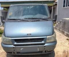 Ford Transit 2003 Dizel 100 586000 km Mikroavtobuslar Mexanika
