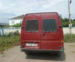 Ford Transit 1996 Dizel 76 250000 km Mikroavtobuslar Mexanika