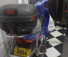 Tufan City 50 2025 Benzin 8 7000 km Moped Avtomat
