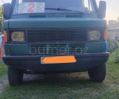 Mercedes 208 D 1994 Dizel 79 177777 km Mikroavtobuslar Mexanika