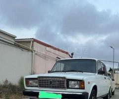LADA (VAZ) 2107 2004 Benzin 75 Sedan 92885 km Mexanika