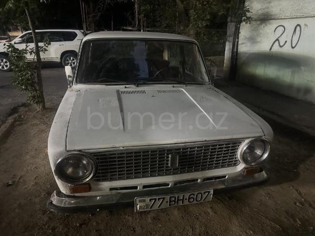 LADA (VAZ) 21011 1983 Benzin 69 Sedan 120000 km Mexanika