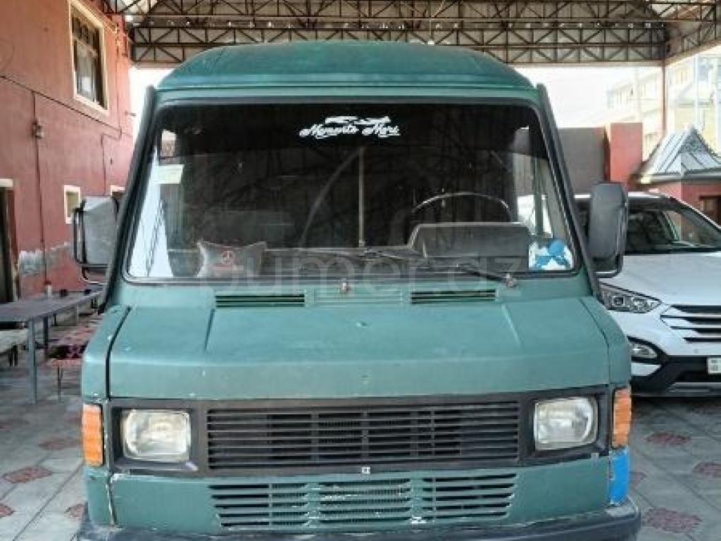 Mercedes 208 D 1994 Dizel 79 245124 km Mikroavtobuslar Mexanika