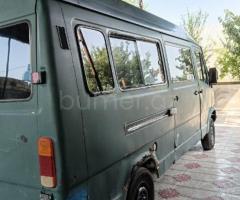 Mercedes 208 D 1994 Dizel 79 245124 km Mikroavtobuslar Mexanika