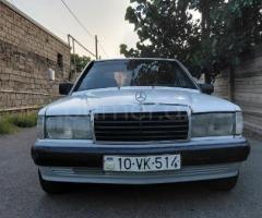 Mercedes 190 1990 Benzin 102 Sedan 400000 km Avtomat