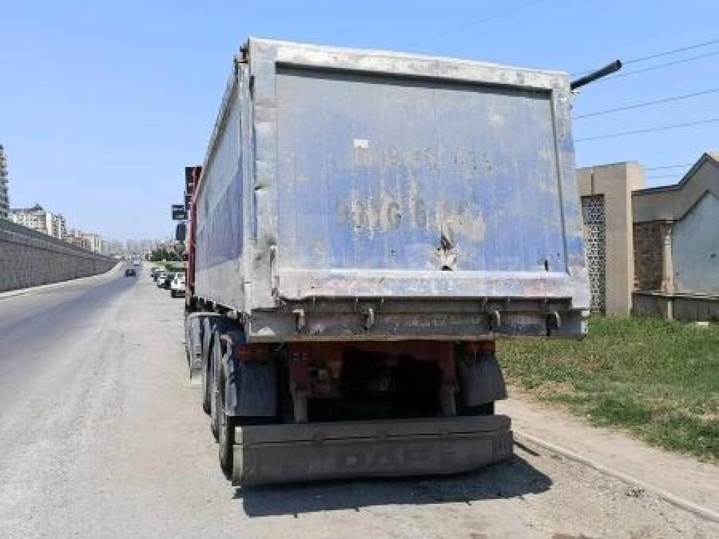2001 Böyük yük qoşquları