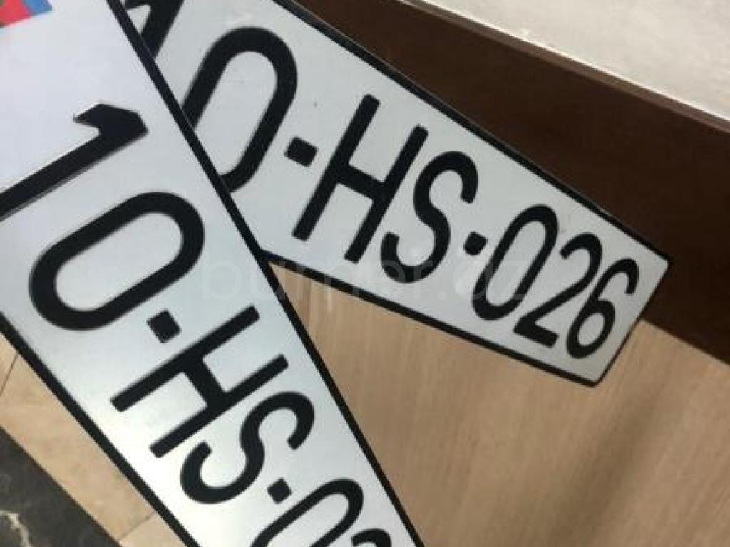 10-HS-026
