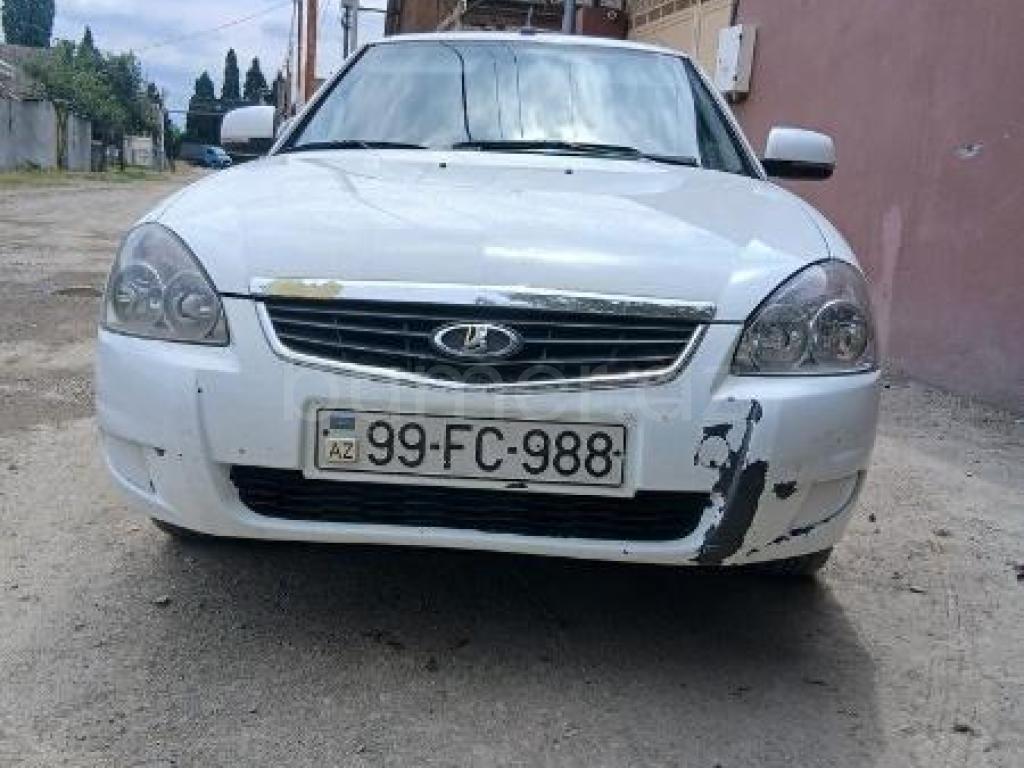 LADA (VAZ) Priora 2013 Benzin 98 Sedan 371000 km Mexanika