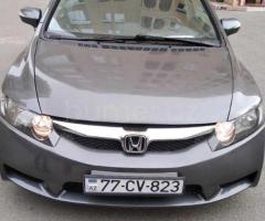 Honda Civic 2010 Hibrid 95 Sedan 308189 km Avtomat