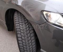 Honda Civic 2010 Hibrid 95 Sedan 308189 km Avtomat