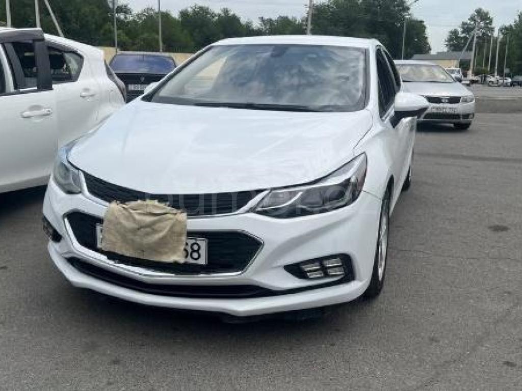 Chevrolet Cruze 2016 Benzin 153 Sedan 198000 km Avtomat
