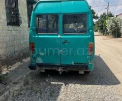 Mercedes 208 D 1993 Dizel 80 400000 km Mikroavtobuslar Mexanika