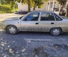 Daewo Nexia 2006 Benzin 75 Sedan 550000 km Mexanika