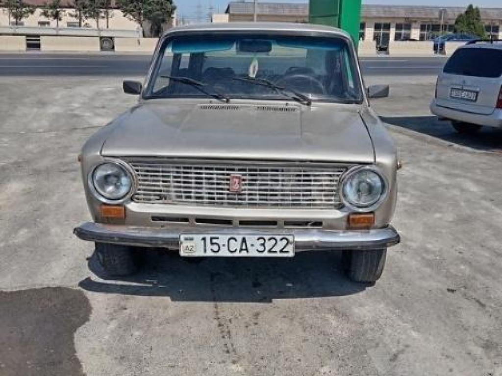 LADA (VAZ) 21011 1985 Benzin 64 Sedan 350000 km Mexanika