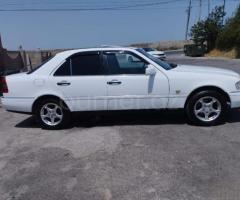 Mercedes C Class C 180 1995 Benzin 122 Sedan 400000 km Mexanika