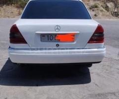 Mercedes C Class C 180 1995 Benzin 122 Sedan 400000 km Mexanika