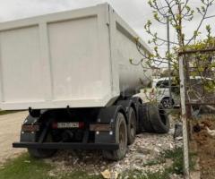 2015 Böyük yük qoşquları