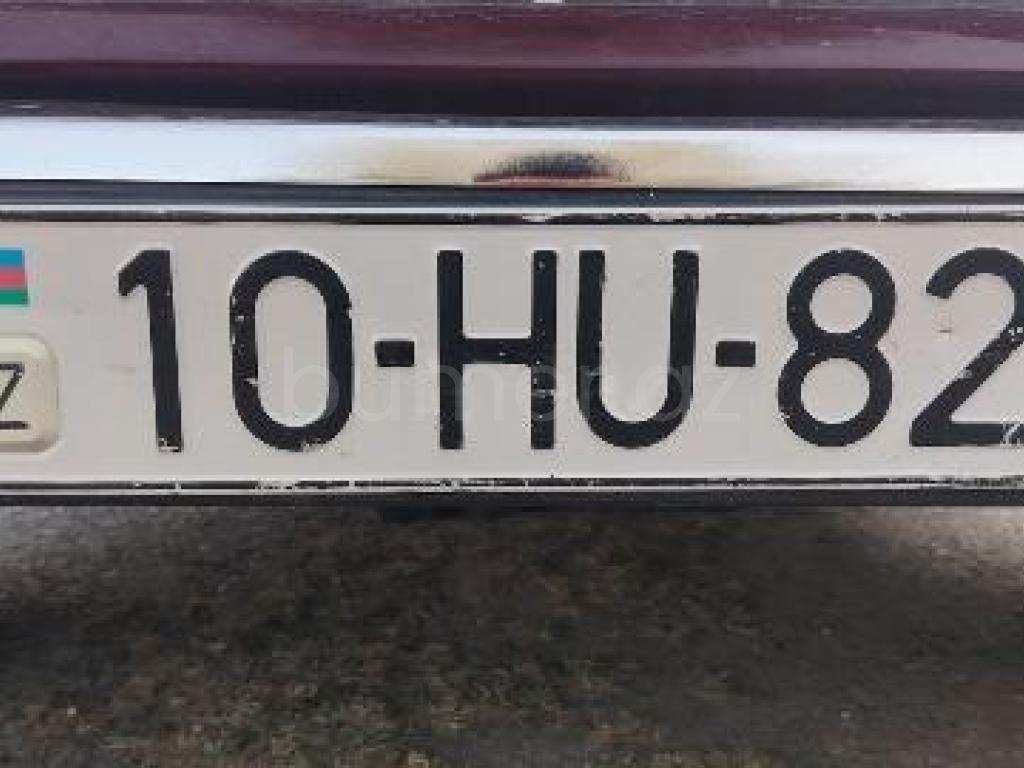 10-HU-828