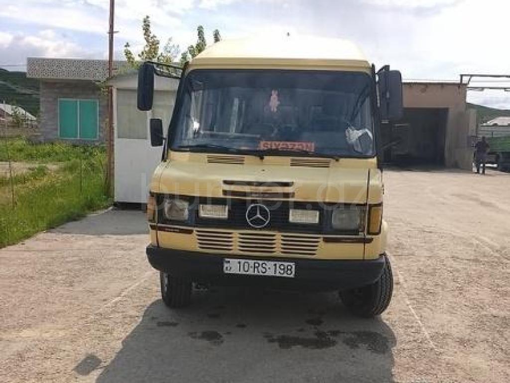 Mercedes 208 D 1993 Dizel 80 441257 km Mikroavtobuslar Mexanika