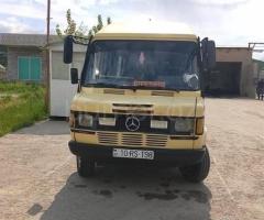 Mercedes 208 D 1993 Dizel 80 441257 km Mikroavtobuslar Mexanika