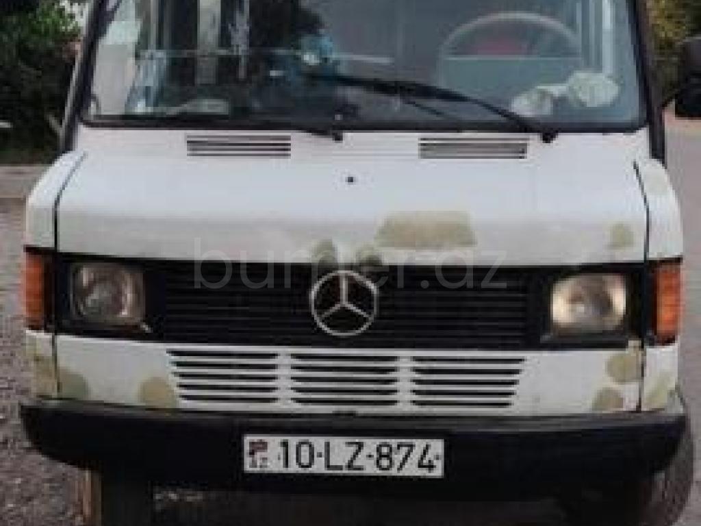 Mercedes 208 D 1992 Dizel 80 600500 km Mikroavtobuslar Mexanika