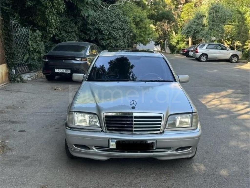 Mercedes C Class C 250 1998 Dizel 150 Sedan 248104 km Avtomat