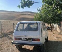 LADA (VAZ) Niva 1985 Benzin 80 Offoard / SUV 500000 km Mexanika