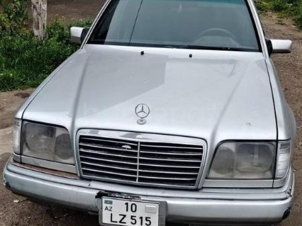 Mercedes E Class E 220 1995 Benzin 150 Sedan 50000 km Avtomat