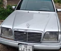 Mercedes E Class E 220 1995 Benzin 150 Sedan 50000 km Avtomat