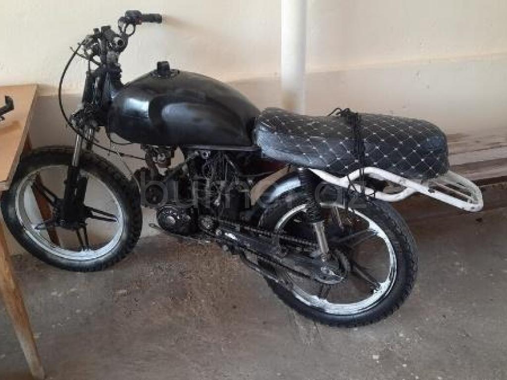 Kuba Blazer 50 2023 Benzin 8 18000 km Motosiklet Mexanika