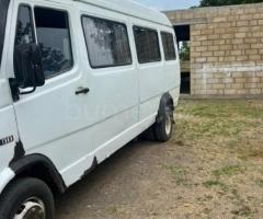 Mercedes 410 D 1991 Dizel 200 400000 km Avtobuslar Mexanika