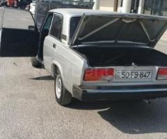 LADA (VAZ) 2107 2010 Benzin 75 Sedan 100000 km Mexanika