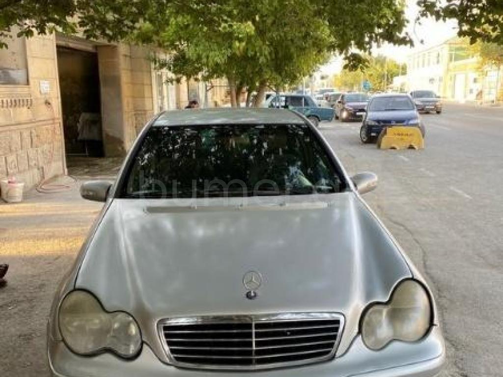 Mercedes C Class C 200 2000 Dizel 115 Sedan 70000 km Avtomat