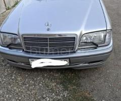 Mercedes C Class C 200 1999 Benzin 136 Sedan 377777 km Avtomat