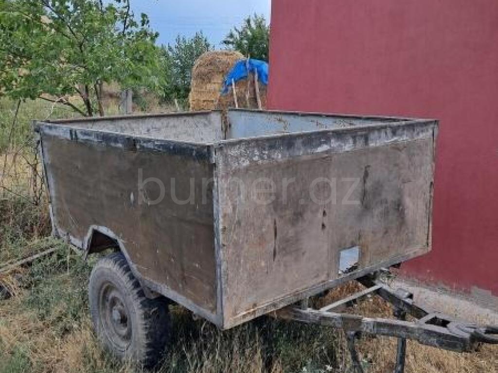 2000 Kiçik yük qoşquları