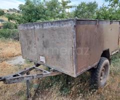 2000 Kiçik yük qoşquları
