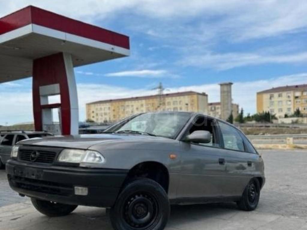 Opel Astra 1993 Dizel 75 Hetçbek 250904 km Mexanika