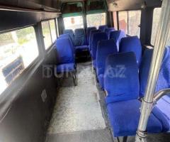 Mercedes 208 D 1993 Dizel 80 400000 km Mikroavtobuslar Mexanika